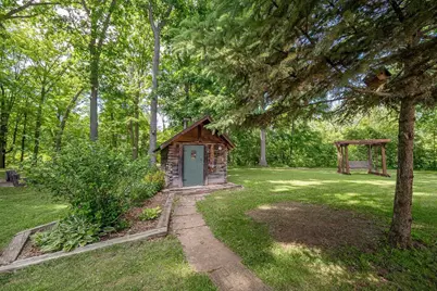 2734 Pioneer Drive, Green Bay, WI 54313 - Photo 19