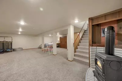 2734 Pioneer Drive, Green Bay, WI 54313 - Photo 27