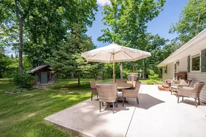 2734 Pioneer Drive, Green Bay, WI 54313 - Photo 43
