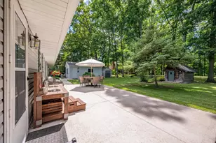 2734 Pioneer Dr, Green Bay, WI 54313 - Photo 45
