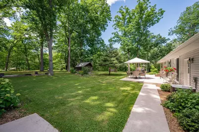 2734 Pioneer Drive, Green Bay, WI 54313 - Photo 17
