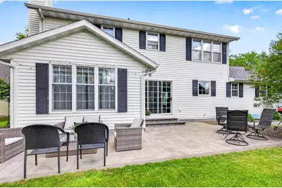 27 Lamplighter Court, Appleton, WI 54914 - Photo 9