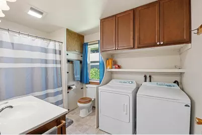 1019 S 6th Street, De Pere, WI 54115 - Photo 19
