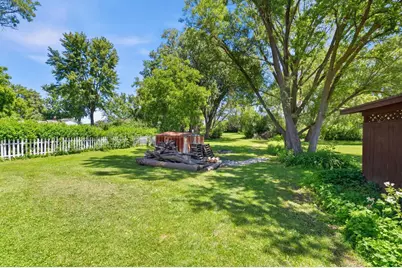 1019 S 6th Street, De Pere, WI 54115 - Photo 25