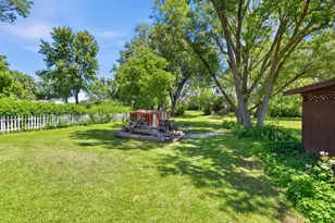1019 S 6th St, De Pere, WI 54115 - Photo 25