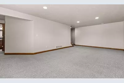 477 Dalton Road, Neenah, WI 54956 - Photo 25