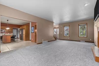 477 Dalton Road, Neenah, WI 54956 - Photo 7