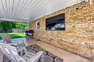 1847 Oregon St, Oshkosh, WI 54902 - Photo 47