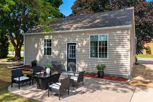 1550 Delaware St, Oshkosh, WI 54902 - Photo 3