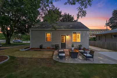 1550 Delaware Street, Oshkosh, WI 54902 - Photo 5