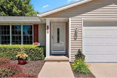 2758 Otto Court, Green Bay, WI 54313 - Photo 5