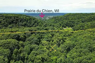 35537 Log House Ln, Prairie Du Chien, WI 53821 - Photo 5