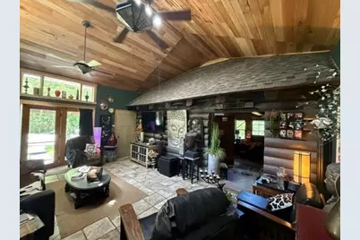 35537 Log House Lane, Prairie Du Chien, WI 53821 - Photo 17
