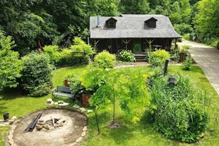 35537 Log House Ln, Prairie Du Chien, WI 53821 - Photo 3