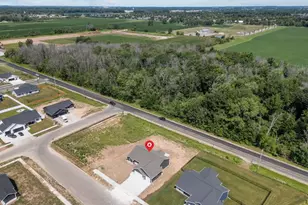 W5758 Cork Ln, Menasha, WI 54952 - Photo 41