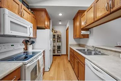516 River Road #3, Columbus, WI 53925 - Photo 9