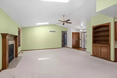 213 Broadview Drive, Green Bay, WI 54301 - Photo 9
