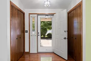 213 Broadview Dr, Green Bay, WI 54301 - Photo 5