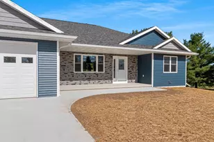 7310 Birdie View Ln, Oconto, WI 54153 - Photo 3