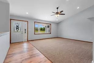 7310 Birdie View Ln, Oconto, WI 54153 - Photo 5