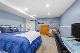 8045 Saquaro Ct, Neenah, WI 54956 - Photo 33