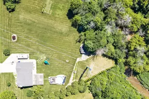 2146 Deer Point Ln, De Pere, WI 54115 - Photo 29