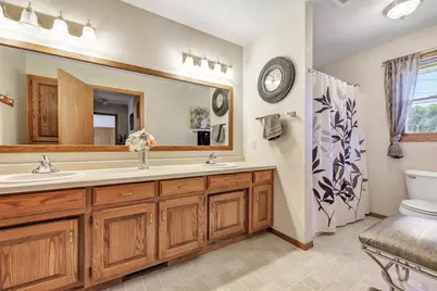 2146 Deer Point Lane, De Pere, WI 54115 - Photo 21