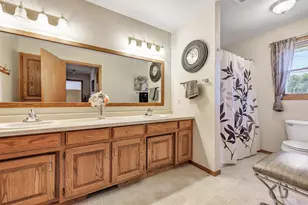 2146 Deer Point Ln, De Pere, WI 54115 - Photo 21