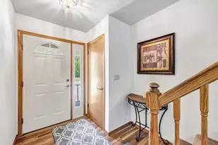 2146 Deer Point Ln, De Pere, WI 54115 - Photo 5