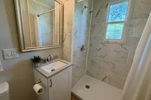 919 W 4th Ave, Oshkosh, WI 54902 - Photo 11