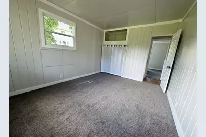 919 W 4th Avenue, Oshkosh, WI 54902 - Photo 13
