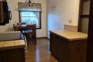 109 McKinley Ave, Clintonville, WI 54929 - Photo 5