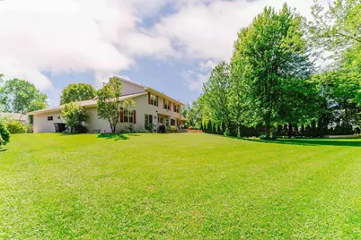 2355 Hickory Court, Oshkosh, WI 54901 - Photo 41
