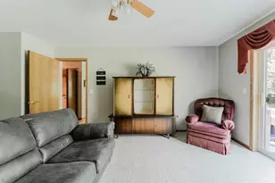 2355 Hickory Ct, Oshkosh, WI 54901 - Photo 17