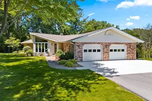 3685 Elmtree Rd, Suamico, WI 54313 - Photo 29