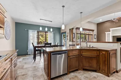 N9197 Jonsch Drive, Appleton, WI 54915 - Photo 7