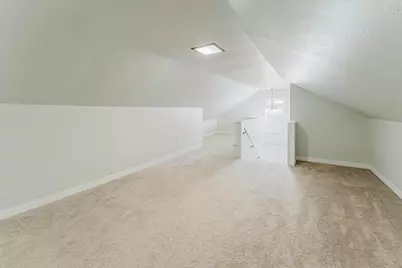 234 W 18th Avenue, Oshkosh, WI 54902 - Photo 21