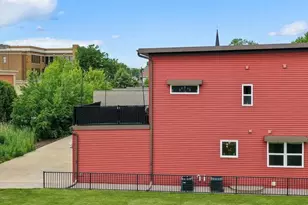318 N Van Buren St, Green Bay, WI 54301 - Photo 41