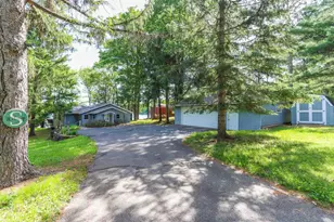 N6524 S Long Lake Rd, Waupaca, WI 54981 - Photo 5