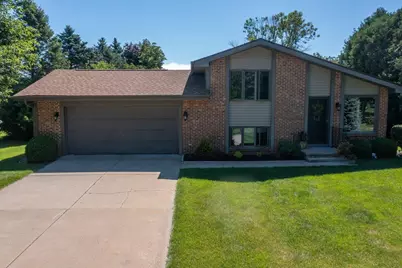4360 Swallow Banks Lane, Oshkosh, WI 54904 - Photo 1