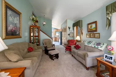 4360 Swallow Banks Lane, Oshkosh, WI 54904 - Photo 3