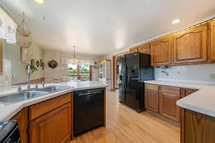358 S 5th St, Winneconne, WI 54986 - Photo 17