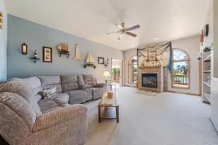 358 S 5th St, Winneconne, WI 54986 - Photo 27