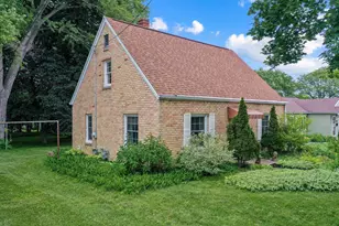 1604 Dousman St, Green Bay, WI 54303 - Photo 1