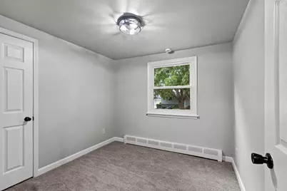 2389 Hampton Avenue, Green Bay, WI 54311 - Photo 23