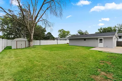 2389 Hampton Avenue, Green Bay, WI 54311 - Photo 35