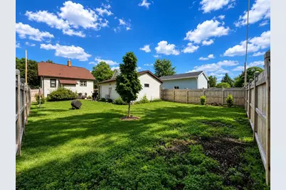 1917 Vinland Street, Oshkosh, WI 54901 - Photo 43