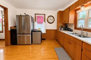 1917 Vinland St, Oshkosh, WI 54901 - Photo 15