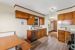 N9363 Lakeshore Dr, Van Dyne, WI 54979 - Photo 5