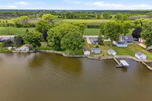 N9363 Lakeshore Dr, Van Dyne, WI 54979 - Photo 21